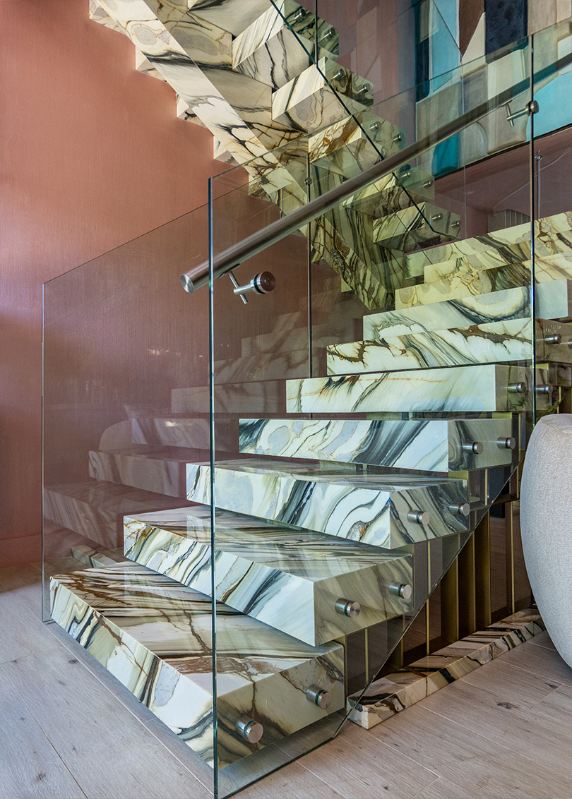 Discover The Space TRAVIS