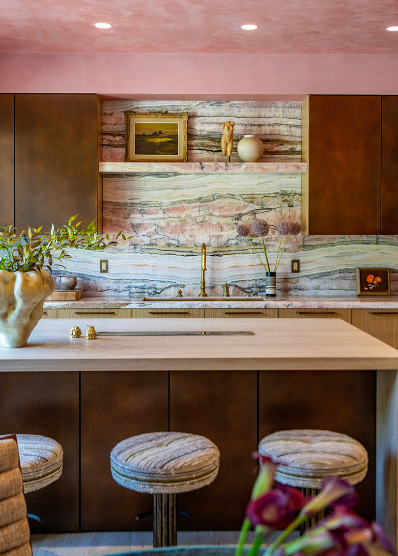 Discover The Space TRAVIS